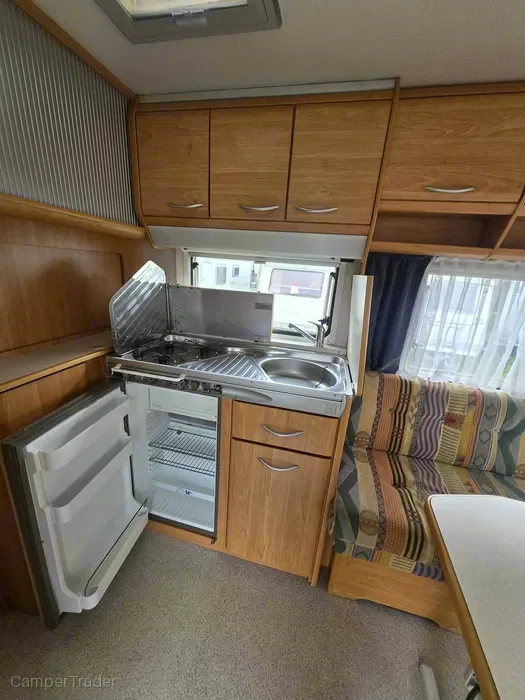 2000 Knaus — zdjęcie 5 z 8