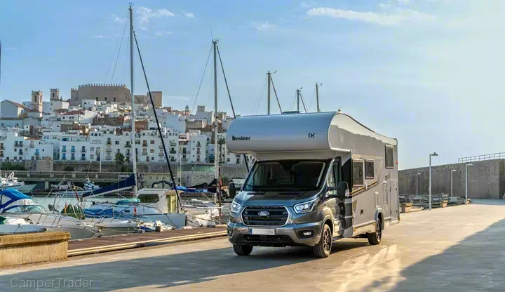 Kamper 4 osobowy Benimar Sport 363