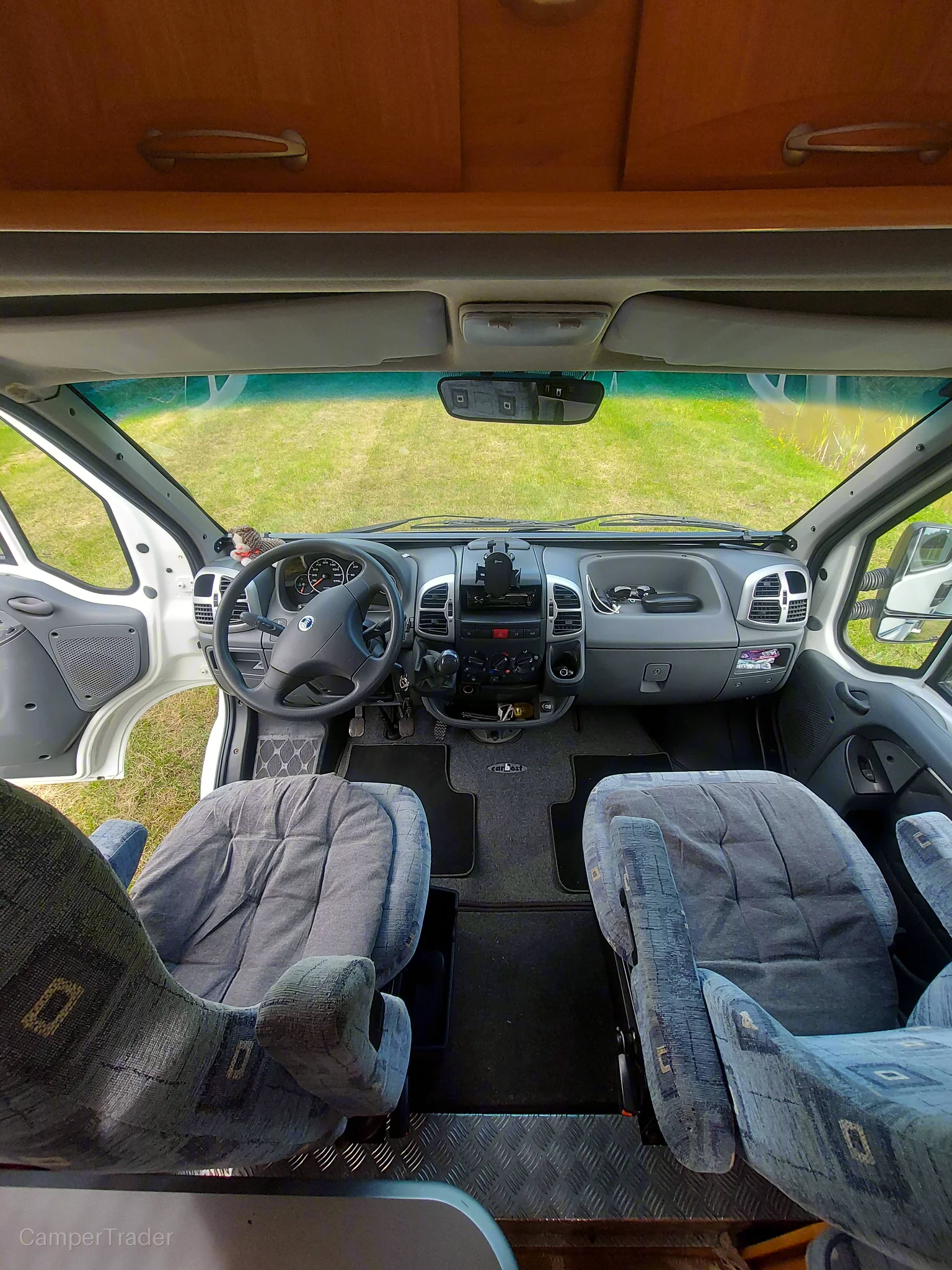 2004 Adria — zdjęcie 12 z 14