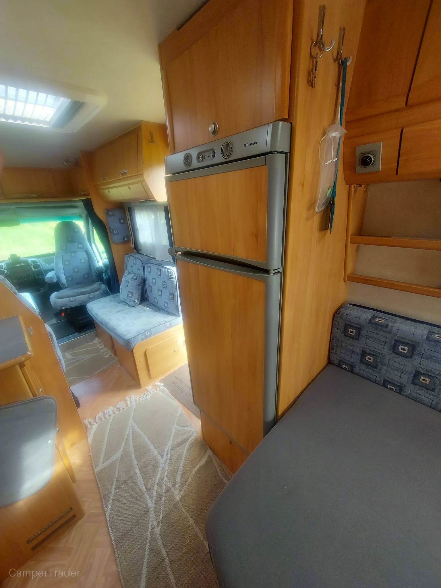 2004 Adria — zdjęcie 8 z 14