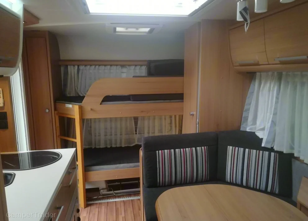 Przyczepa 6 osobowa Knaus Sudwind 550FSK 2010r